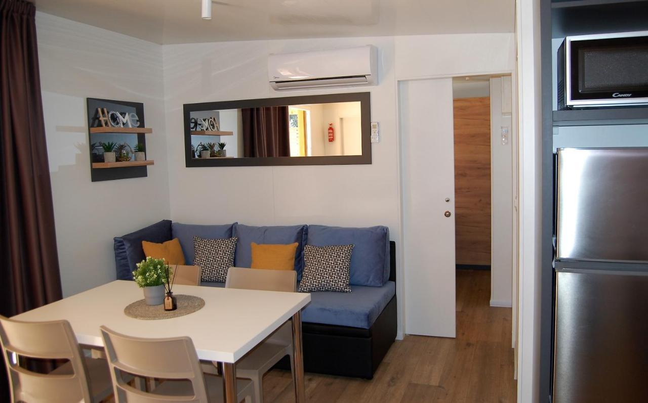Mobile Home Sole Biograd Na Moru Zewnętrze zdjęcie