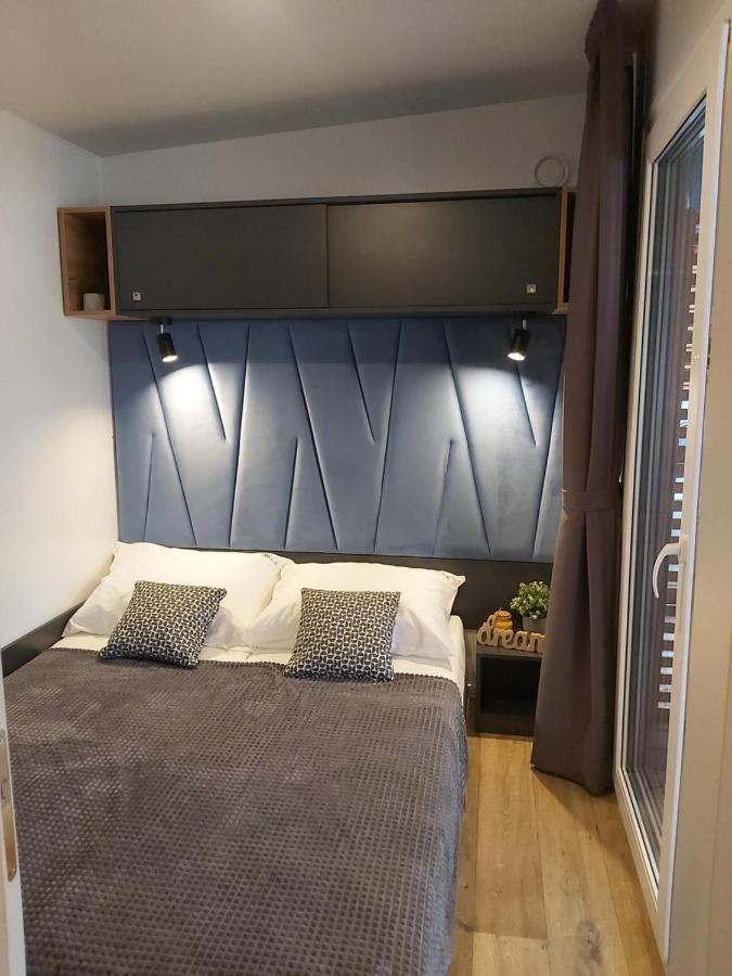 Mobile Home Sole Biograd Na Moru Zewnętrze zdjęcie
